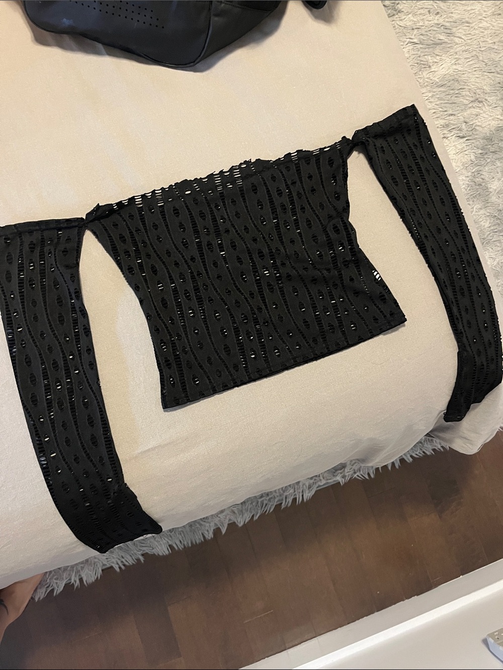 SHEIN Black Off-Shoulder Crop Top